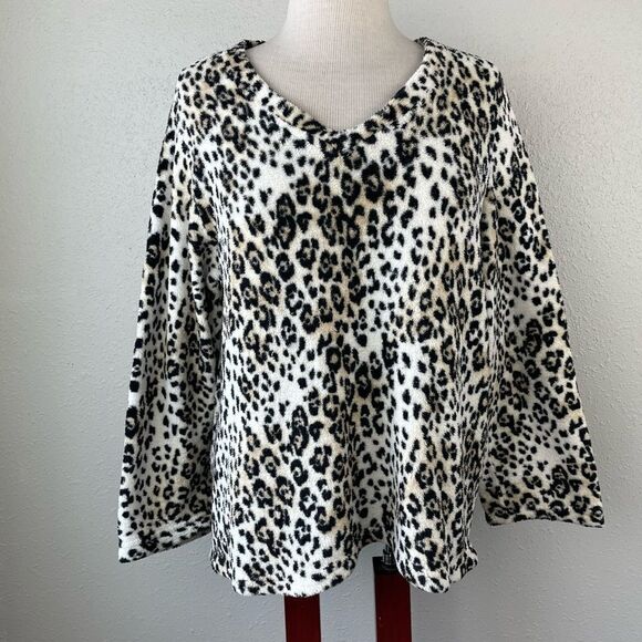 Laura Scott Cheetah Print V-Neck Fleece Pullover Size L EUC - Picture 1 of 9